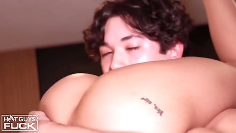 Hawt stripper a hawt honey