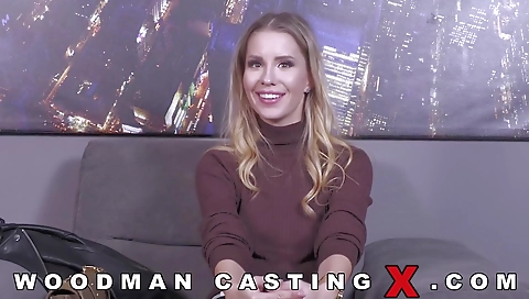 Hawt sweetheart likes to be fucked in the kitchen