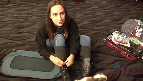 Mature woman is a hot milf