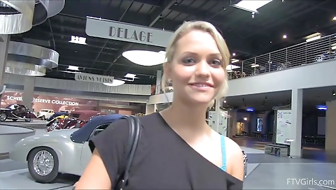 Shemal right, ava prow and ready flex presence