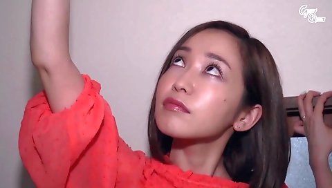 Shapying and fucking with a girl in the bathroom