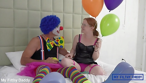 Milf & nicely shows off her big ass