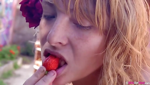 Saucy brushali marvel blowjob and & facial